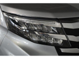 LEDヘッドライトで夜間の運転も安心です