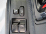 運転席はパワーウインドウです。