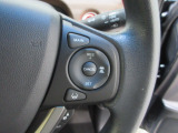 Hondaセンシングの機能のひとつ、アダプティブクルーズコントロール付!アクセルから足を離しても設定したスピードと前車との車間を保ち走行してくれます!車線維持もアシスト☆高速道路で疲労軽減ですね☆