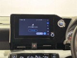ディスプレイオーディオを装備。スマホとクルマをつなぐことで、これまでのナビに加えて、いろんなサービスが楽しめます。