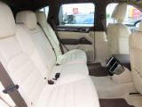 是非当社HPへ遊びにいらして下さい。当社の遊び心がいっぱい詰まっております。 https://www.mitsuoka-motor.com/
