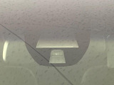【シティブレーキアクティブシステム】低速走行中に前方の車両等を認識し、衝突しそうな時は警報とブレーキで衝突回避と被害軽減をアシスト。より安全にドライブをお楽しみいただけます。