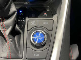 シフト連動パーキングブレーキ&オートブレーキホールド機能付きで運転が快適に&hellip;♪
