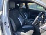 見通しのよいすっきりとした視界で、誰でも運転しやすいです。運転のしやすさは疲れにくさにも繋がりますよ♪