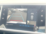 ●ガイドライン付きバックカメラ:不安な駐車もこれで安心!ガイドライン付きなので狭い箇所での駐車もラクラクです!