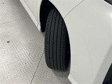 タイヤサイズは205/55R17!残り溝は5ミリ程度です!