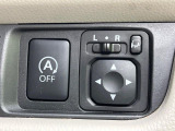 【電動格納ミラー】サイドミラーは電動格納式となっており、狭い駐車場でもキズがつくリスクを抑えられます。
