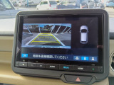 バックカメラの表示に対応しています。