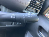 インテリジェントオートライトシステム。ハイビームアシストは前方用察知カメラで、対向車のライト、道路周辺の明るさを察知。手動で切り替えるわずらしさを軽減します。
