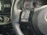ステアリングスイッチ装備!運転しながら手元でオーディオの操作などができます。