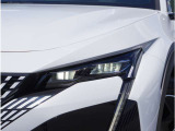 【ヘッドライト】省電力で長寿命の明るく運転しやすいLEDヘッドランプです。明るく照らすので暗い夜道からお客様を守ってくれます。