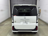 納車時には安全かつ安心してお乗り頂けるようホンダ専門知識を持つ整備スタッフが点検・整備・装備も説明をしてお渡ししております。