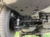 お車を安心してお乗りいただく為には、足回りの定期点検が欠かせません。サービスサポート(有償保証)では無料点検もご提供しており、安心のカーライフをお過ごしいただけるサポート体制が整っています。