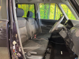 運転席シート廻りは使用感も少なく、良好な状態となっています。丁寧に使われていたことがよくわかりますね。