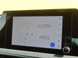 ディスプレイオーディオ(コネクティッドナビ対応)搭載。Tコネクトご契約で2028年5月までナビ機能が無償で利用できます。期限到来後は有償で継続可能です。(車載ナビは非搭載)