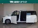 両側パワースライドドア付きだから、狭い駐車スペースなどでの 乗り降りラクラク!小さなお子さまのいるご家庭には嬉しい装備。