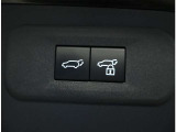 ハンズフリーパワーバックドア(挟み込み防止機能・停止位置メモリー機能付)