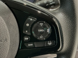 【アダプティブ・クルーズ・コントロール】予め設定した車速内でクルマが自動的に加減速。 前走車との適切な車間距離を維持しながら追従走行し、高速道路でのドライバーの疲労を軽減してくれる嬉しい機能付♪