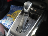 【車屋】として、長く車業界に従事した経験豊富なスタッフが多数在籍しております。