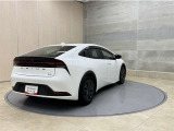 「中古車ハイブリッド保証」付き。ハイブリット機構を無償で保証します。保証期間は初度登録年月から10年目まで、または3年間の長い方。但し累計走行距離が20万km以内。