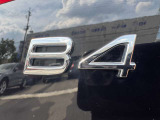 B4モデルはエンジンスタートが非常に静か。かつ発進時にもスターターモーターによるアシストがかかり滑らかで力強い走り心地です。プレミアムモデルにより相応しい仕上がりとなりました。