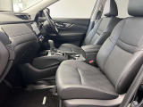 【車内ルームクリーニング済】専門スタッフにより車内はきれいにルームクリーニングを行っております。