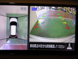 アラウンドビューモニターで車庫入れも空から見ている様に駐車できラクラクです。