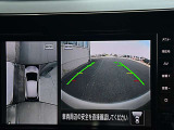 アラウンドビューモニター搭載で運転席からクルマの前後左右の状況を確認できます。