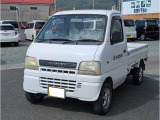 当店では 『低価格の軽自動車』 を中心に販売しています。またトラクターや油圧ショベルの取り扱いにも注力してますので、興味のある方はぜひお電話下さい!