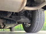 お車を安心してお乗りいただく為には、足回りの定期点検が欠かせません。サービスサポート(有償保証)では無料点検もご提供しており、安心のカーライフをお過ごしいただけるサポート体制が整っています。