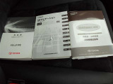 車両の取り扱い説明書とナビゲーションの取り扱い説明書は共に揃っております。
