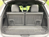 【パワーバックドア】スマートキーや運転席のボタンを押すだけでリアゲートが自動で開閉します!荷物を持っている時や、高い位置にあるバックドアを閉める際に便利な機能です♪