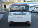 中古車保証は無料で一年間付帯します。