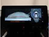 パノラミックビューモニター 車両上空より写したような画像をモニターに表示☆車庫入れや、幅寄せなどに大変便利な機能です。