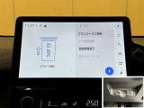 ディスプレイオーディオ連動のETC付きです。高速道路料金所での小銭の出し入れや雨天時における窓の開け閉めなどの煩わしさが解消できます。料金所の通過もスムーズで快適ですよ。