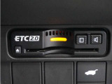 ◆ETC2.0◆進化したドライブ体験。料金収受システムだけだったETCが生まれ変わって、高速道路を賢く使うETC2.0に進化しました。多彩な情報サービスが便利で快適なドライブ体験を提供します。