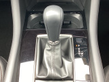 アクセルペダルを踏み込む量や速さに応じて変速パターンをし、人馬一体の運転感覚を発揮してくれる6速オートマ!