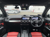 GLB GLB200d 4マチック AMGライン 4WD 本革シート