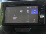 CD・DVD(再生機能)・ブルートゥース等を使用することができます。