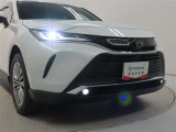 高輝度で点灯速度が速く、しかも消費電力の少ないLEDヘッドライトが装備されています!LEDの明るい光が走行中の視界の確保をサポートして、夜のドライブがより楽しく安全に運転できます♪