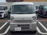 お車でお越しの際は、【東名・厚木IC】【圏央道・厚木南IC】より、R129を平塚方向へまっすぐ3〜4km(約10分程)です。