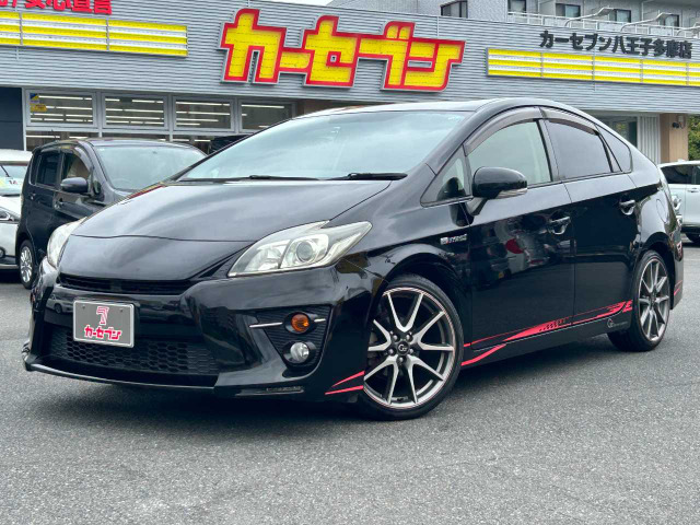 トヨタ プリウス 