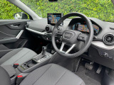 Audiのインテリアはエクステリア同様、優れたデザイン性とクオリティ、そして機能性を兼ね備えております。