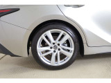 235/45R18