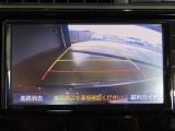 バックガイドモニターで、後方を確認しながら安心して駐車することができます。運転初心者も熟練者も必須の機能ですよ!