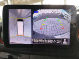 アラウンドビューモニター装備なので狭いところでも周囲を確認出来るので安心ですね。