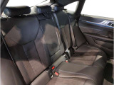 【エアバック】BMWのエアバックやその他の安全装備は、互いに補完しあう事で徹底した安全性を貫きます。万一の事故の際にそれぞれ最適な保護を提供してくれます!
