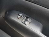 パワーウィンドウを装備しております!助手席ウィンドウの閉め忘れも運転席で解決できます♪