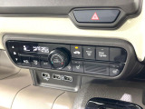 【シートヒーター】寒い日に重宝するシートヒーター!エアコンより早く温まってくれるので寒がりの人も安心ですね♪エアコンの温風は乾燥するから苦手、という方にもをおすすめです。