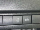 オートマチックハイビームとは、先行車や対向車のライトを認識し、ハイビームとロービームを自動で切り替える機能です。夜道の視界を確保します。詳細は販売店スタッフまでおたずねください。